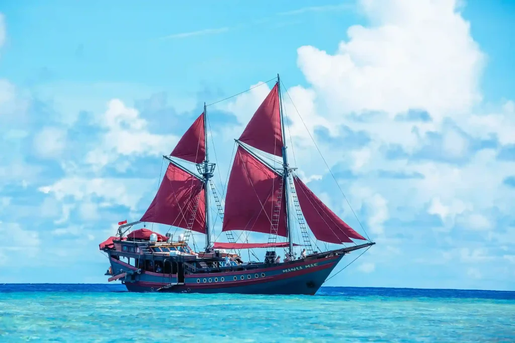 Manta Mae — charter yacht in Raja Ampat