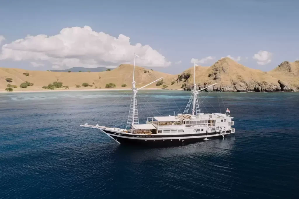 Aliikai — charter yacht in Raja Ampat