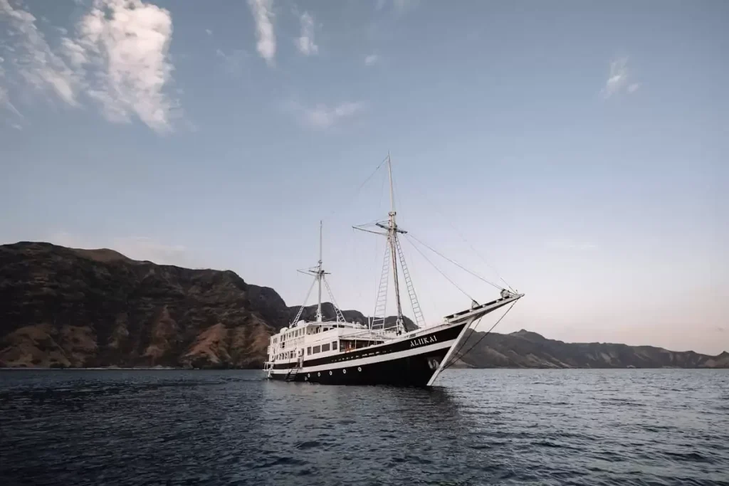 Aliikai — charter yacht in Raja Ampat