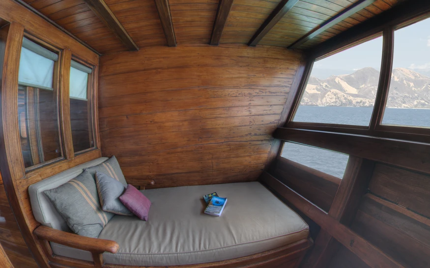 Damai II — charter yacht in Raja Ampat