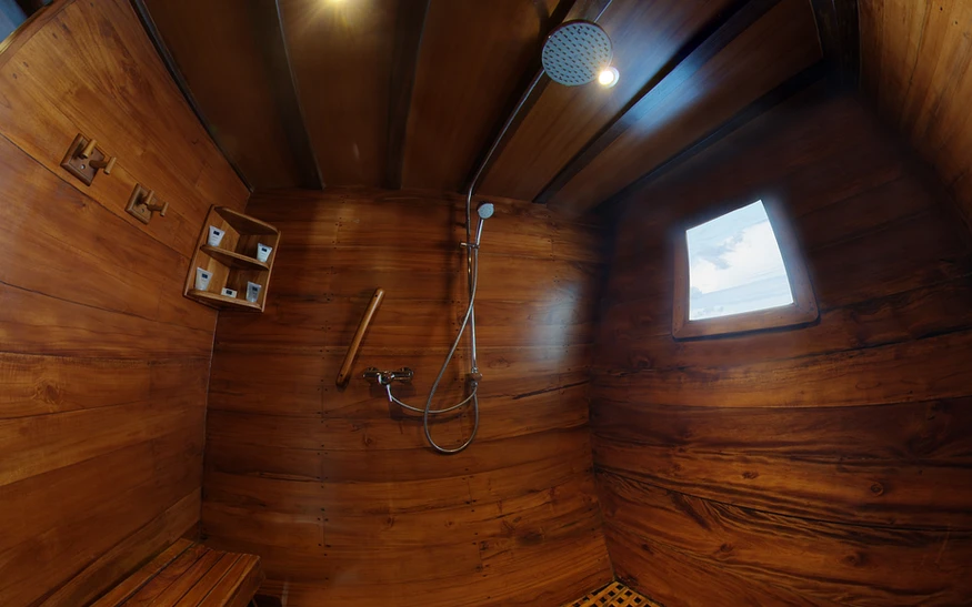 Damai II — charter yacht in Raja Ampat