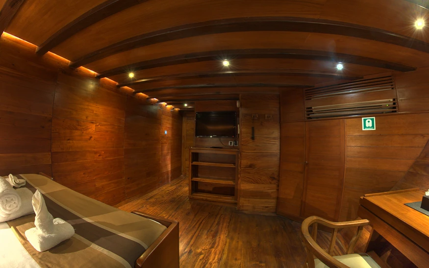 Damai II — charter yacht in Raja Ampat