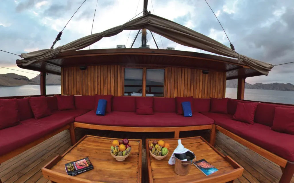 Damai I — charter yacht in Raja Ampat