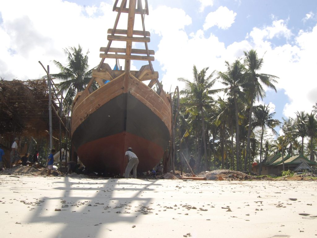 Wellenreng — Boutique Phinisi charter in Raja Ampat