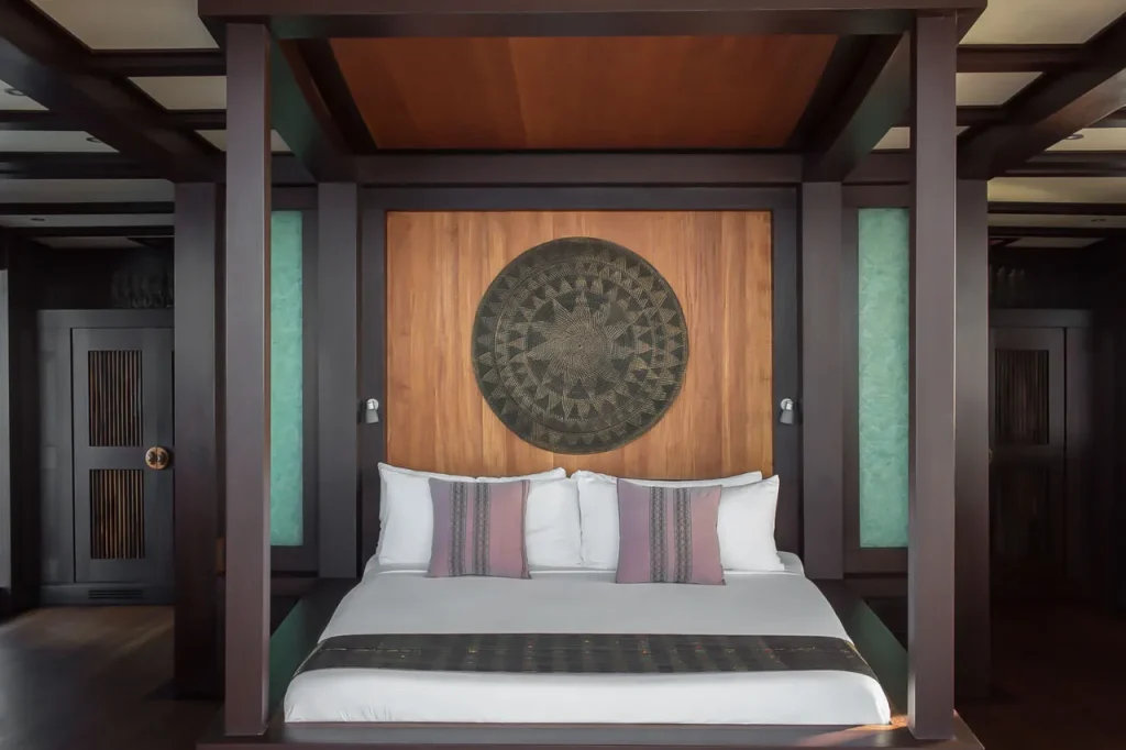 Dunia Baru — charter yacht in Raja Ampat