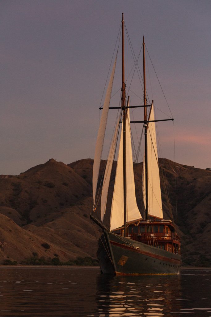 Vela — Superyacht Phinisi charter in Raja Ampat