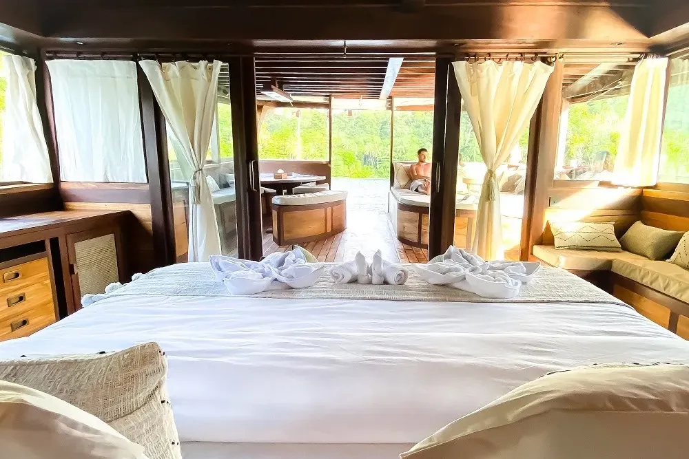 Senja — charter yacht in Raja Ampat