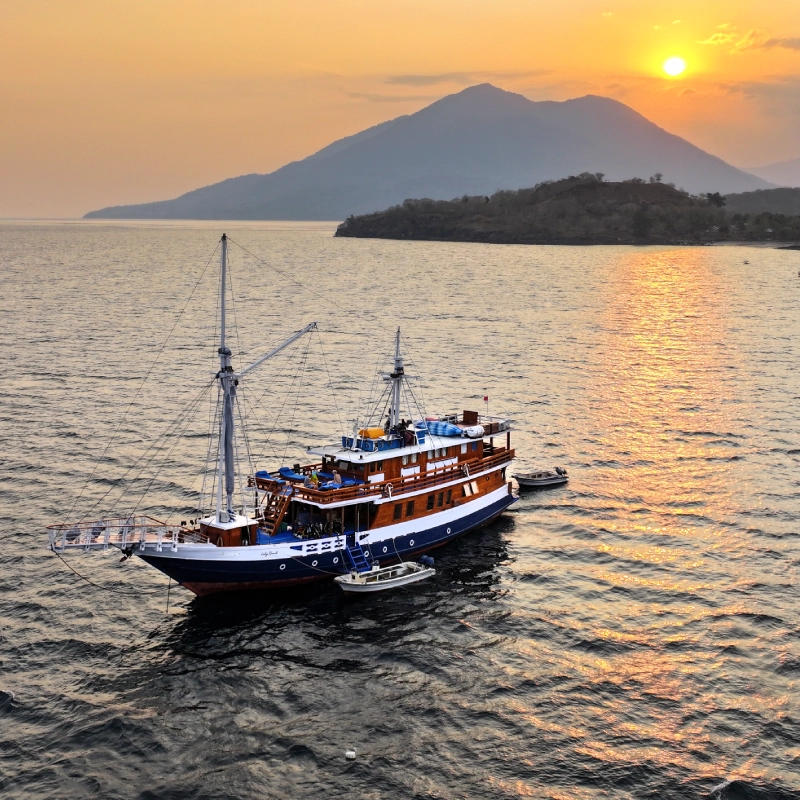 Lady Denok — charter yacht in Raja Ampat