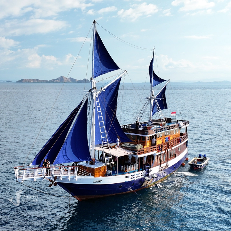 Lady Denok — Premium Phinisi available for charter in Raja Ampat