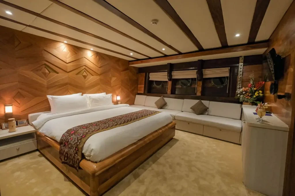 Cabin 6 (Manta)