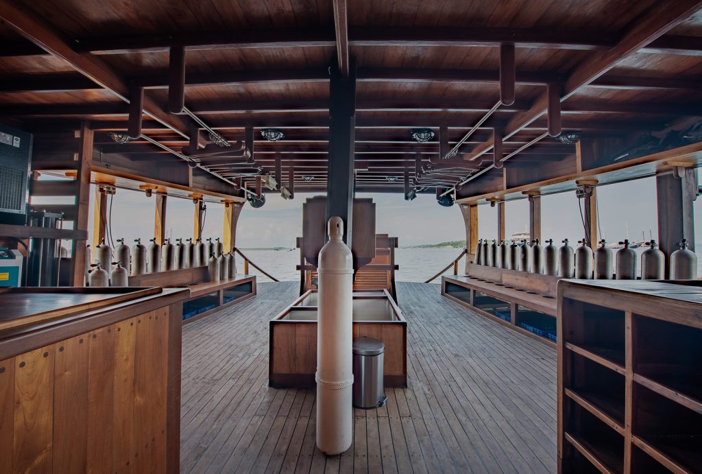 Malaillo — Premium Phinisi charter in Raja Ampat