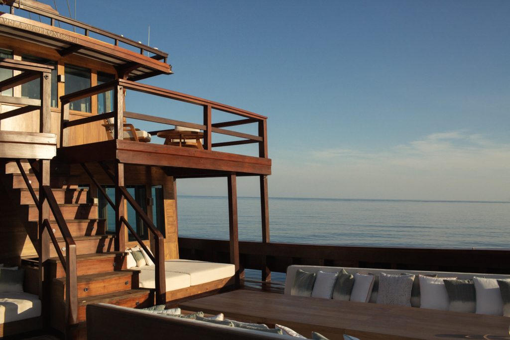 Vela — Superyacht Phinisi charter in Raja Ampat
