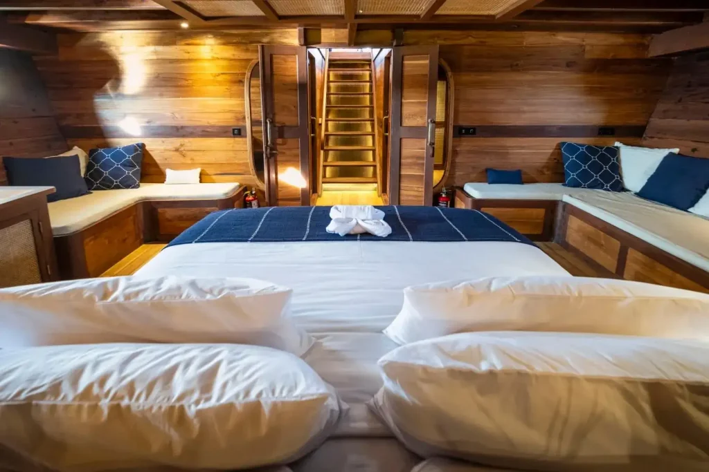 Majik — charter yacht in Raja Ampat