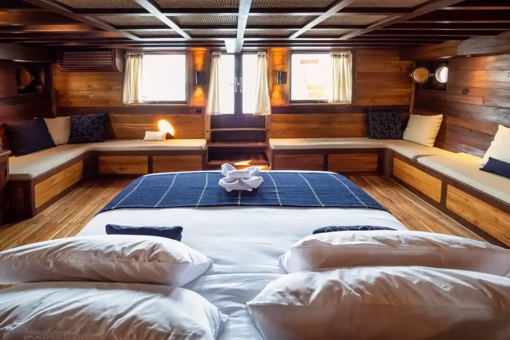 Majik — charter yacht in Raja Ampat