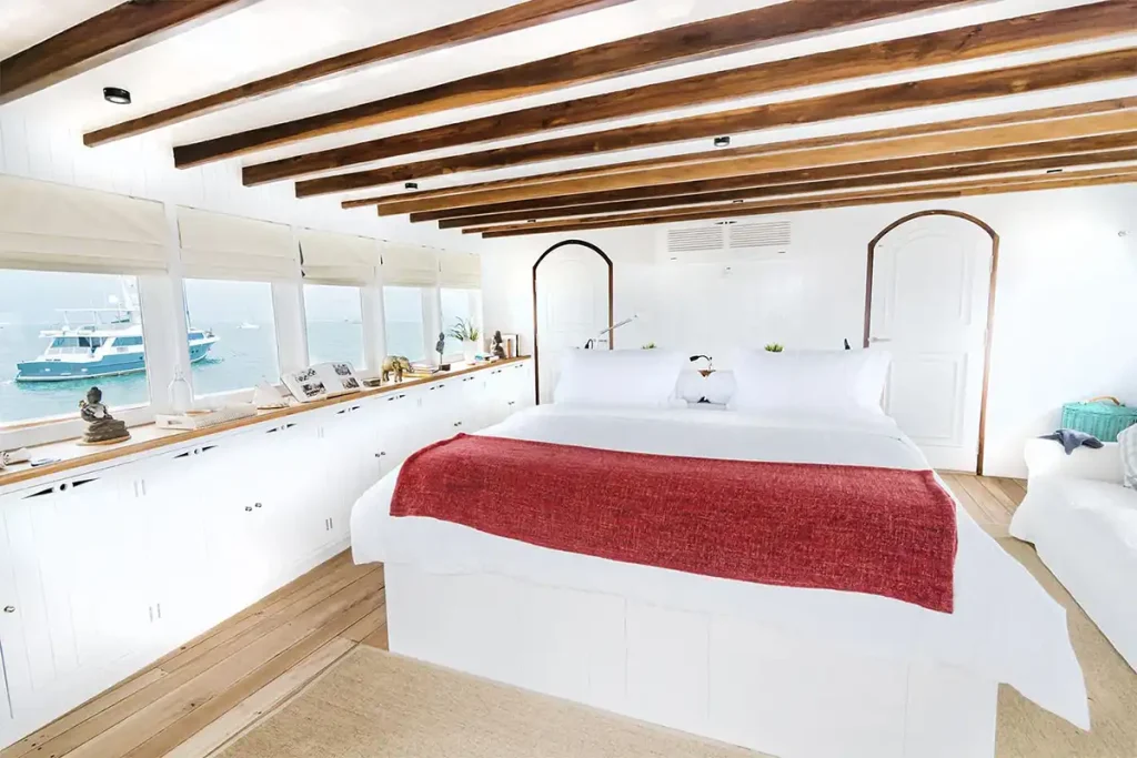 Mischief — charter yacht in Raja Ampat