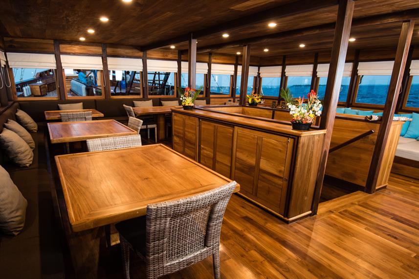 Samambaia — charter yacht in Raja Ampat