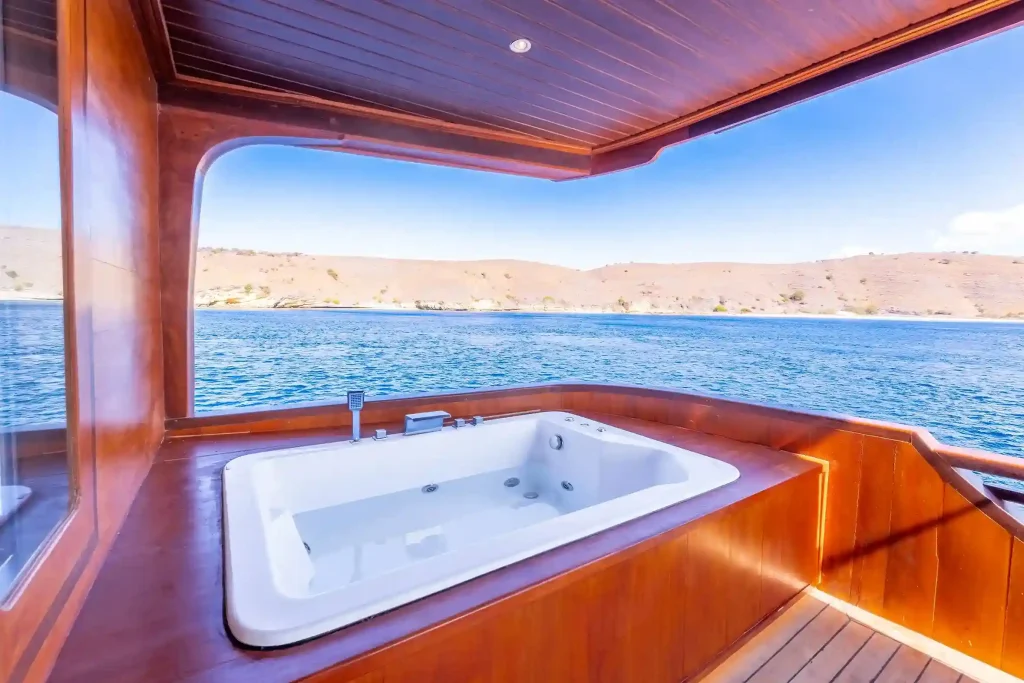 Sanctuary — charter yacht in Raja Ampat