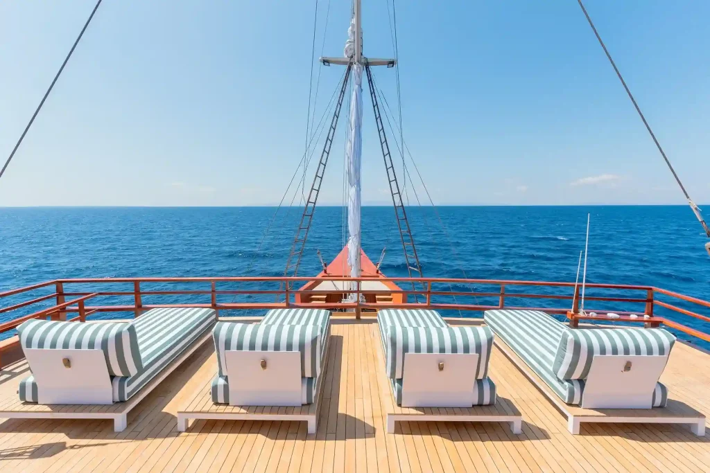 Sanctuary — charter yacht in Raja Ampat