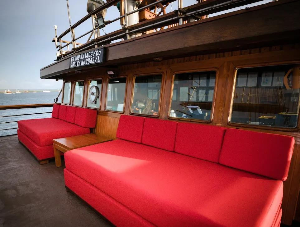 Sea Safari VI — charter yacht in Raja Ampat