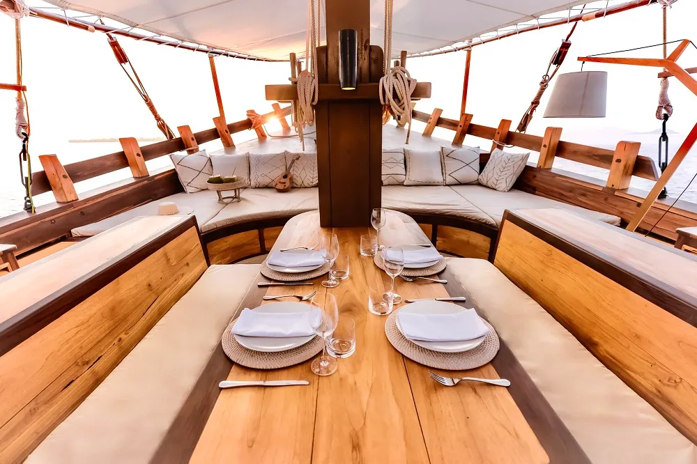 Senja — charter yacht in Raja Ampat