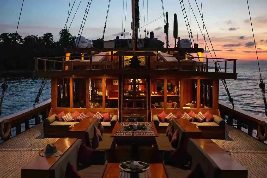 Si Datu Bua — charter yacht in Raja Ampat