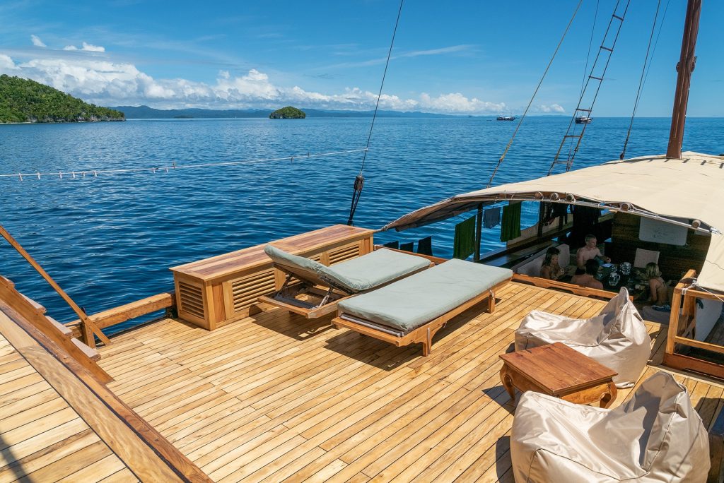 Wellenreng — Boutique Phinisi charter in Raja Ampat