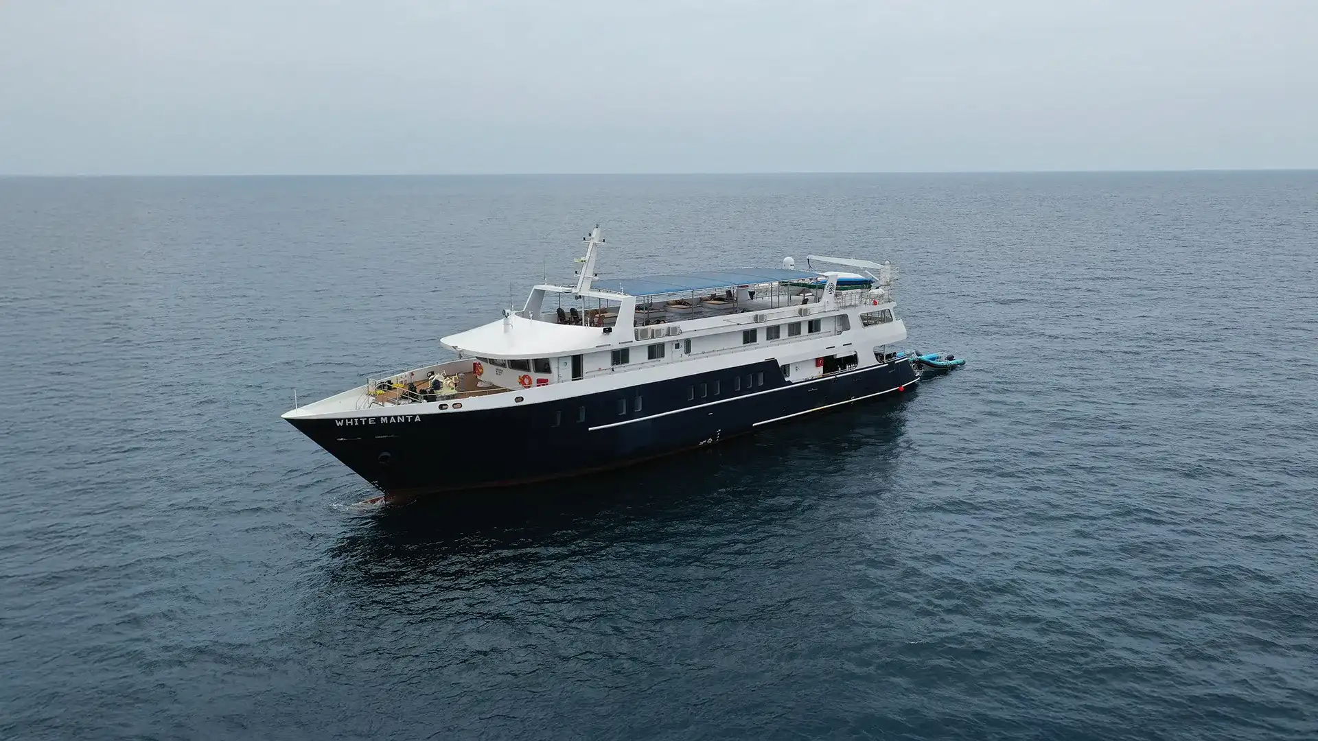 White Manta — Premium Motor Yacht in Raja Ampat