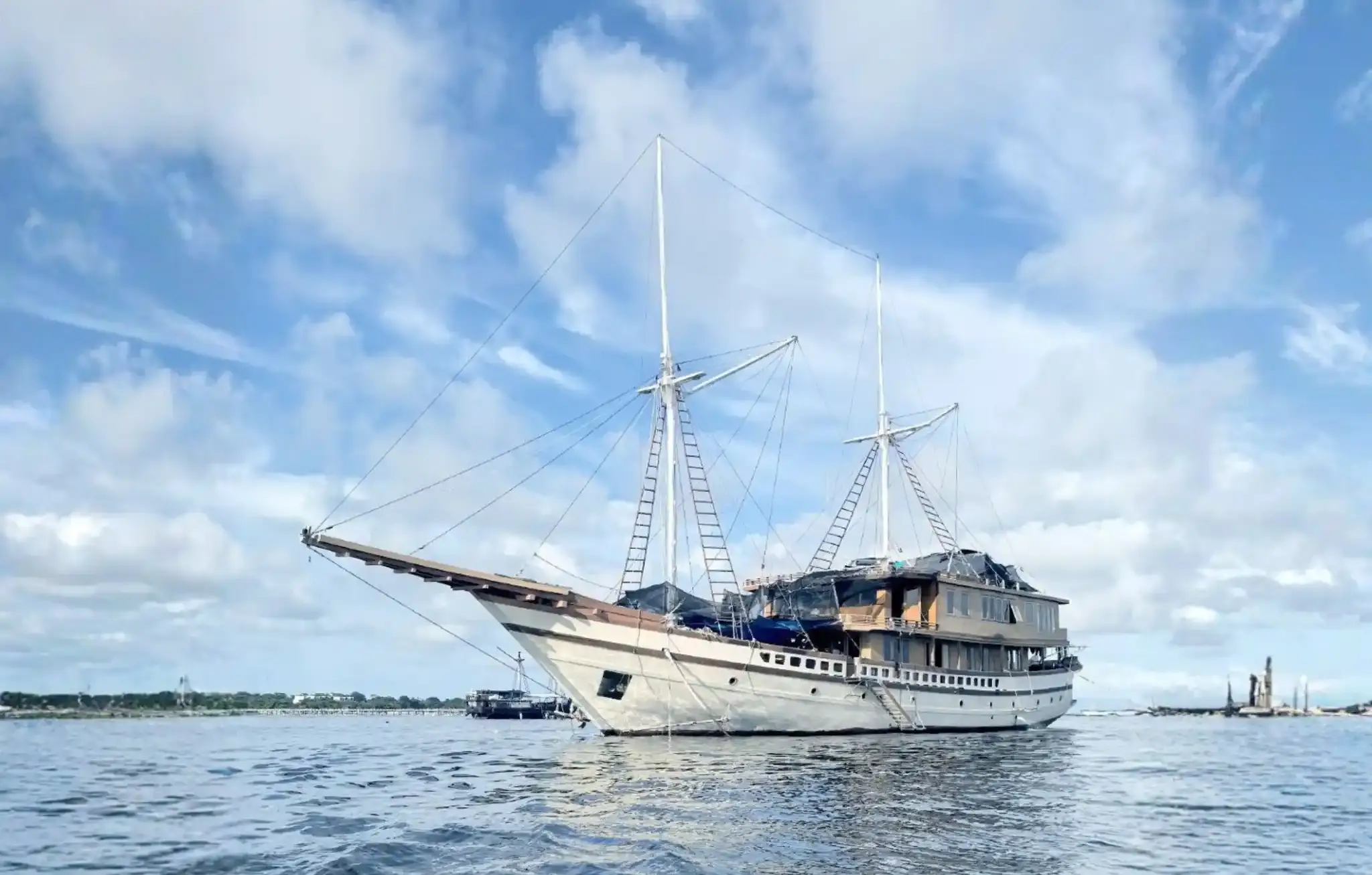 Bhavana — Luxury Phinisi in Raja Ampat