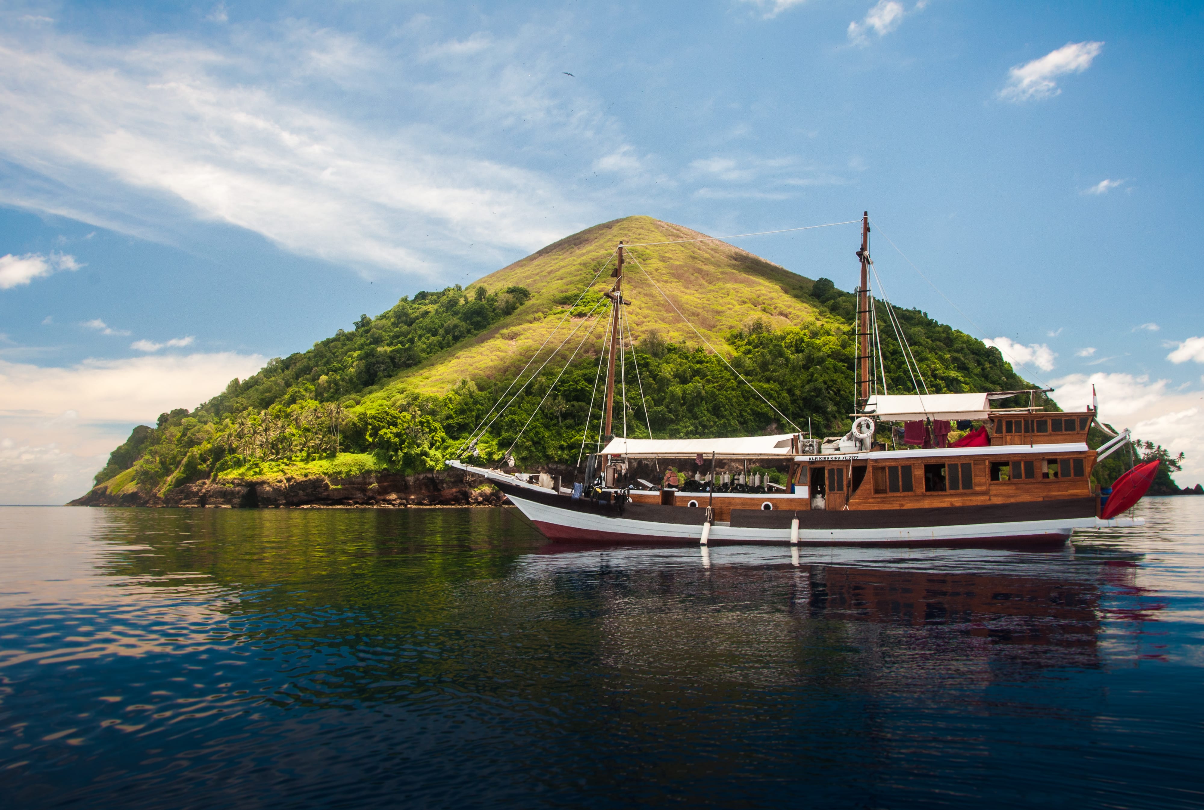Kira Kira — Smart Dive Phinisi in Raja Ampat