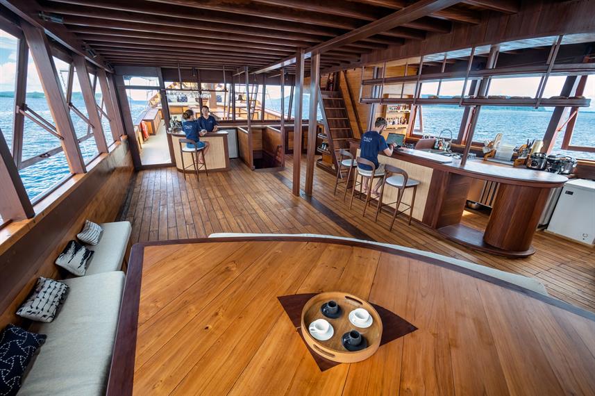 Majik — charter yacht in Raja Ampat