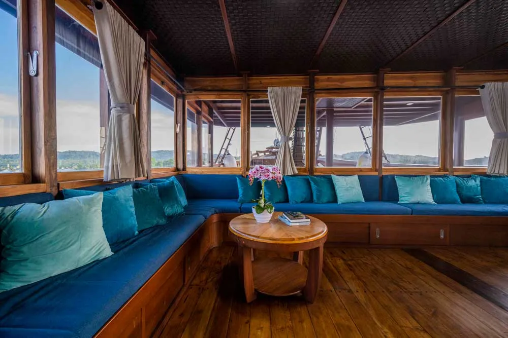 Neptune One — charter yacht in Raja Ampat