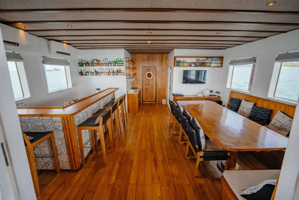 Rascal — charter yacht in Raja Ampat
